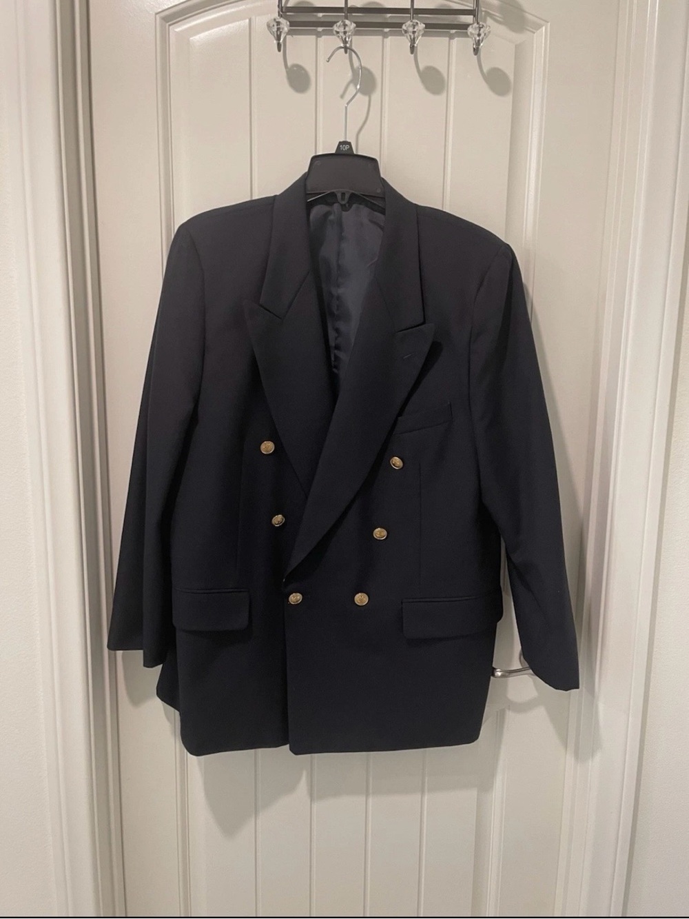 “Vintage Bert Pulitzer Navy Double Breasted Blazer Gold Crest Buttons Men’s USA”